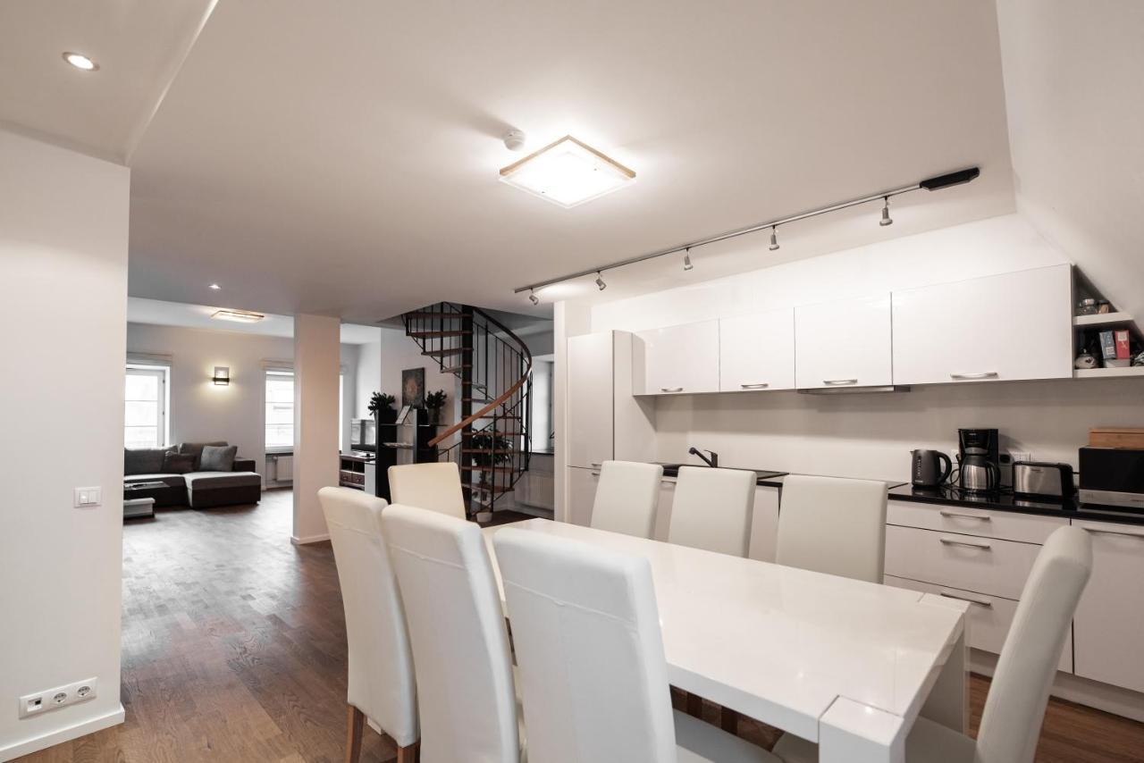 Airhome - Raekoja Plats Tallin Exterior foto